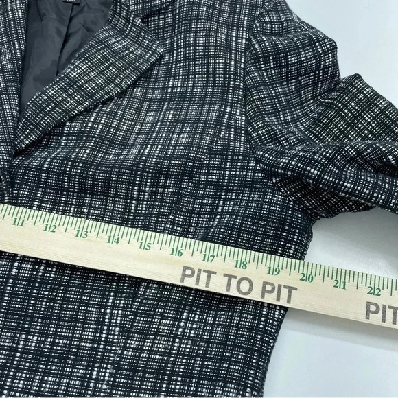 Tahari Womens Size 12 Textured Blazer 1698 - Picture 10 of 11